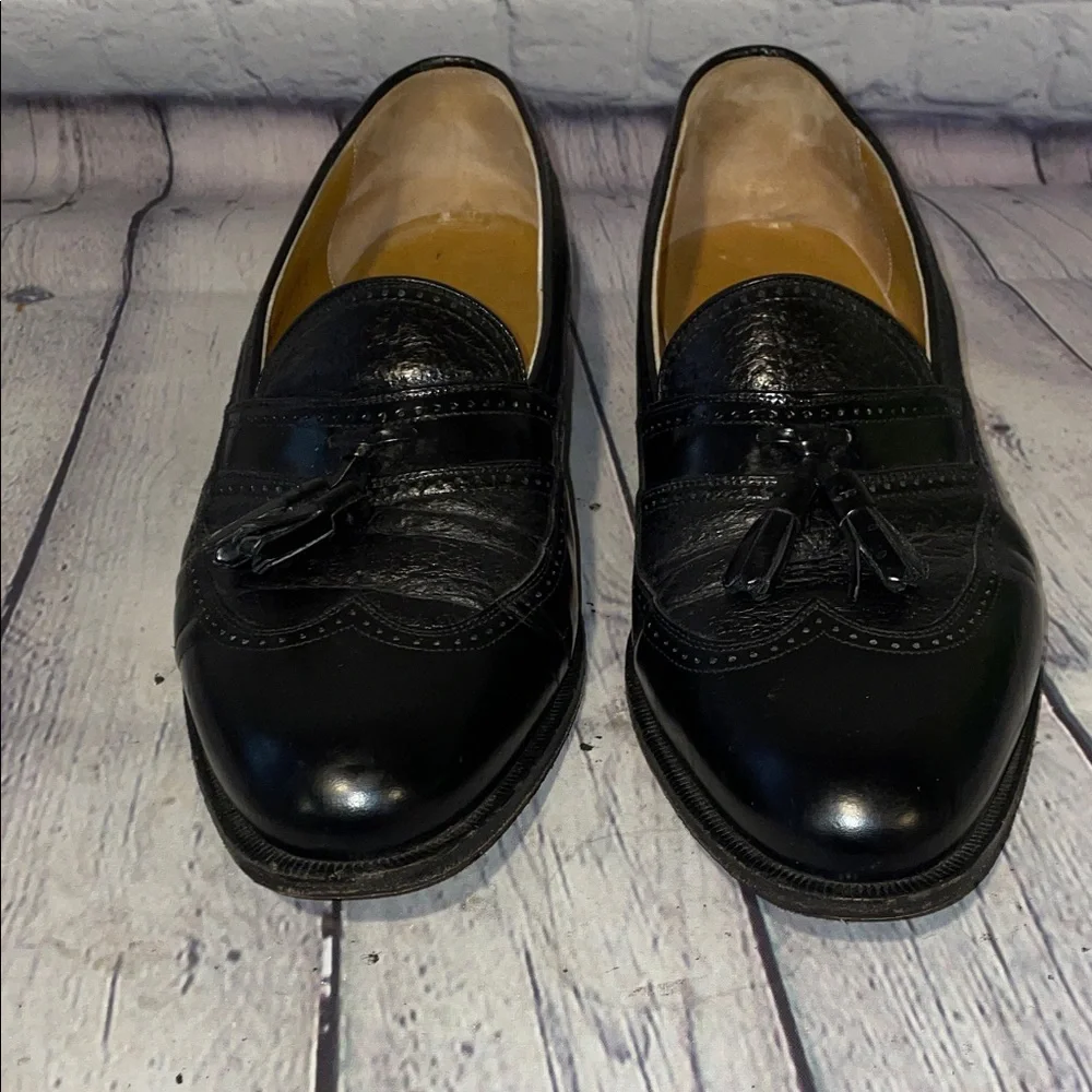 Johnston & Murphy Mens Black Leather Tassel Oxfords Slip-Ons size 11 1/2